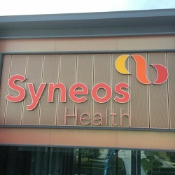 SYNEOS