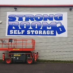 STRONG ROOM